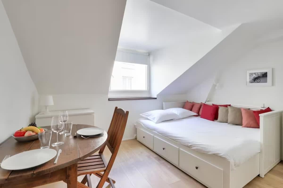 Apartment - Marais